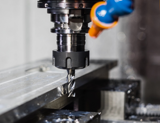CNC mechanical processing of steel and aluminum parts