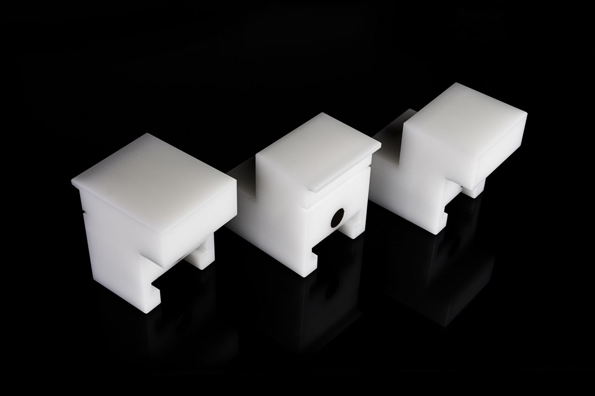 lavorazioni-cnc-plastica-limentra-