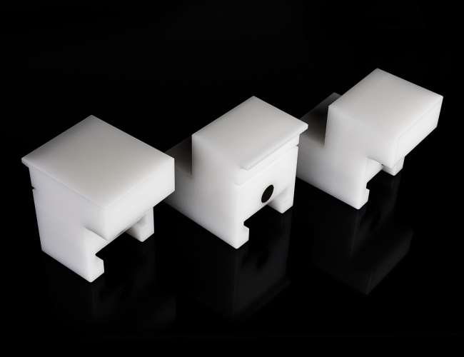 Lavorazione meccanica CNC materie plastiche